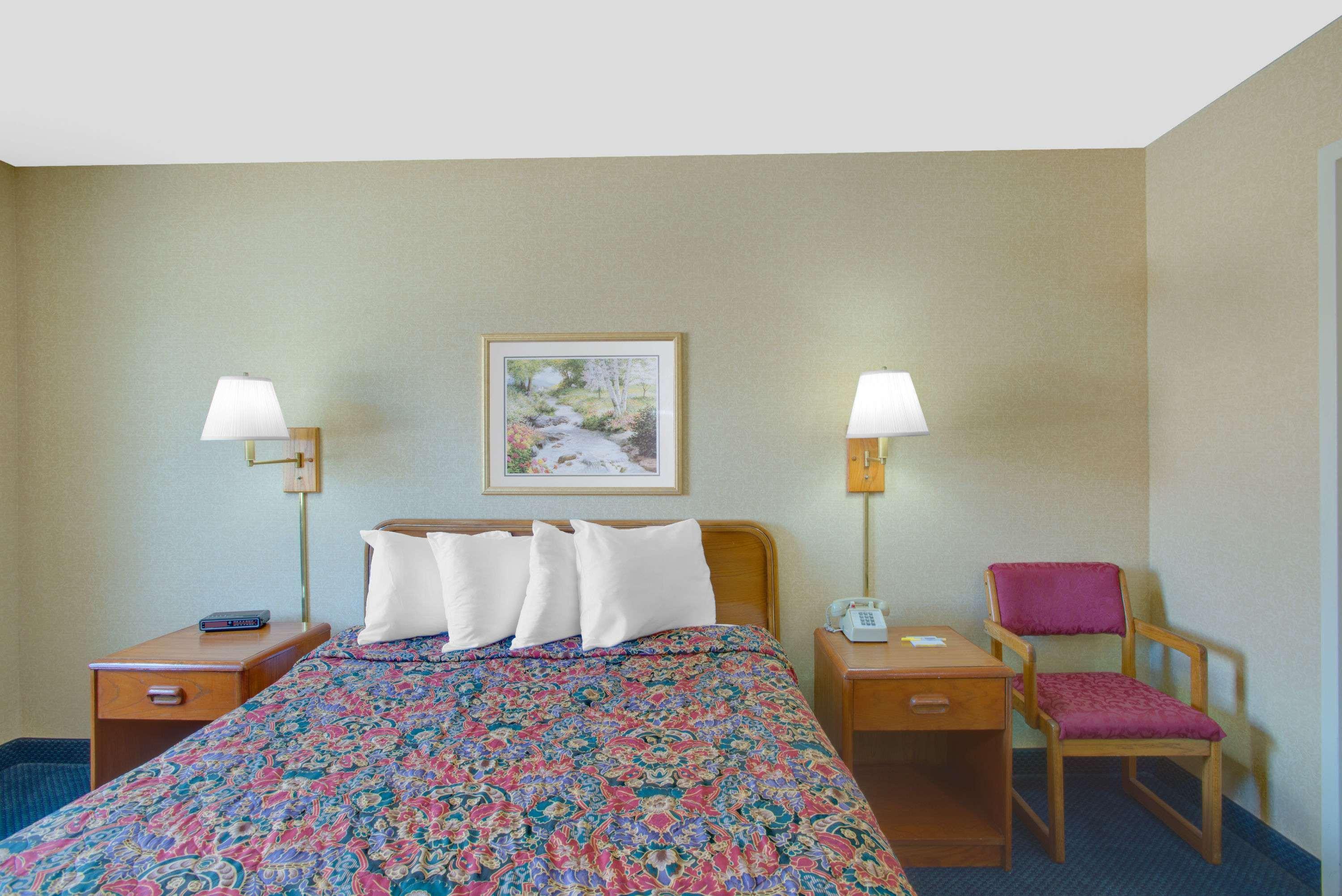 Days Inn By Wyndham Auburn/Finger Lakes Region Kültér fotó
